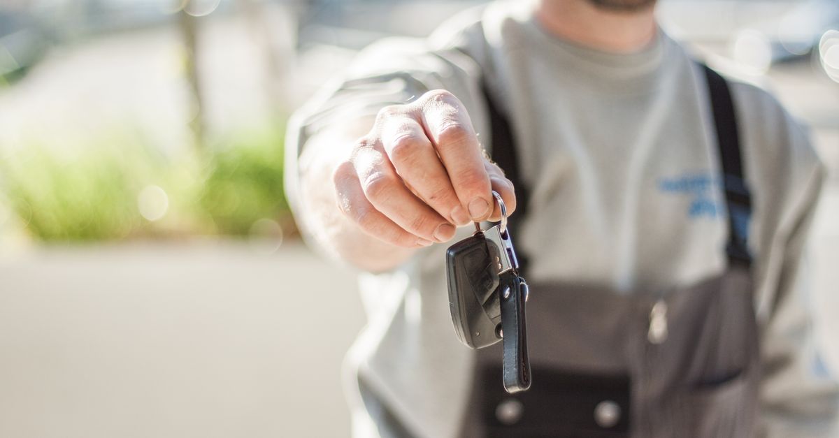 locksmith service technician — Los Angeles Locksmith Pros